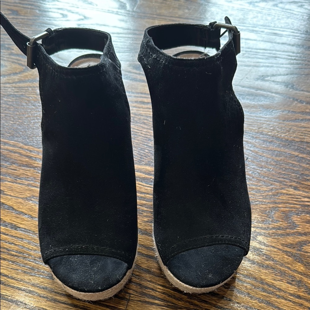 Women's size 8 1/2 Black Peep-Toe Ankle Wedge